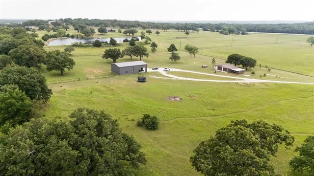 $849,999 | 14293 South Farm To Market 372, Valley View, TX 76272