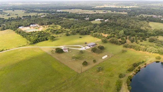 $849,999 | 14293 South Farm To Market 372, Valley View, TX 76272