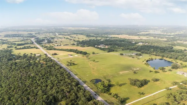 $849,999 | 14293 South Farm To Market 372, Valley View, TX 76272