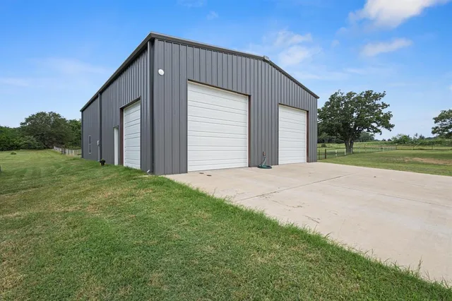 $849,999 | 14293 South Farm To Market 372, Valley View, TX 76272