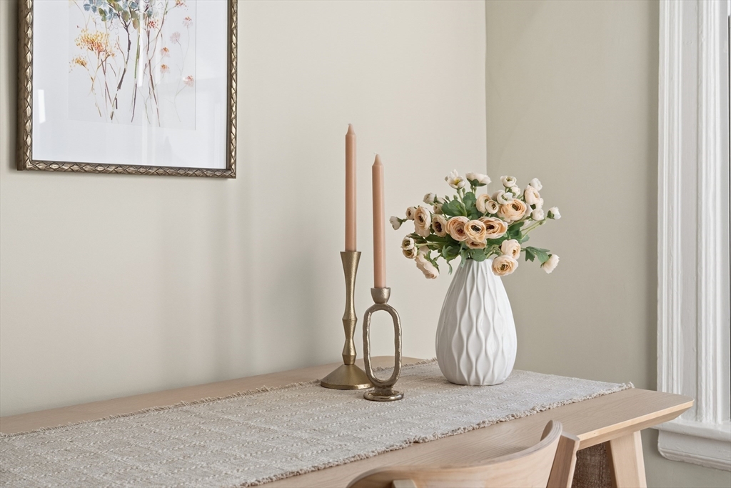 367 Somerville Avenue, Unit G Somerville, MA 02143 - Photo 18 of 39 a vase of flowers sitting on a table