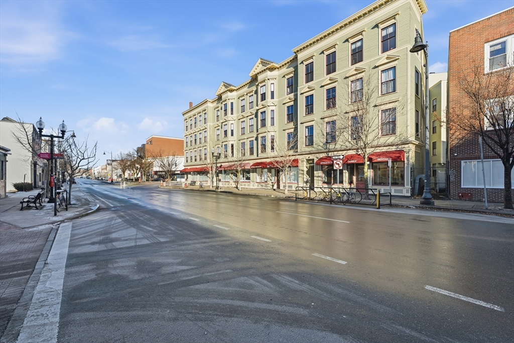 367 Somerville Avenue, Unit G Somerville, MA 02143 - Photo 36 of 39