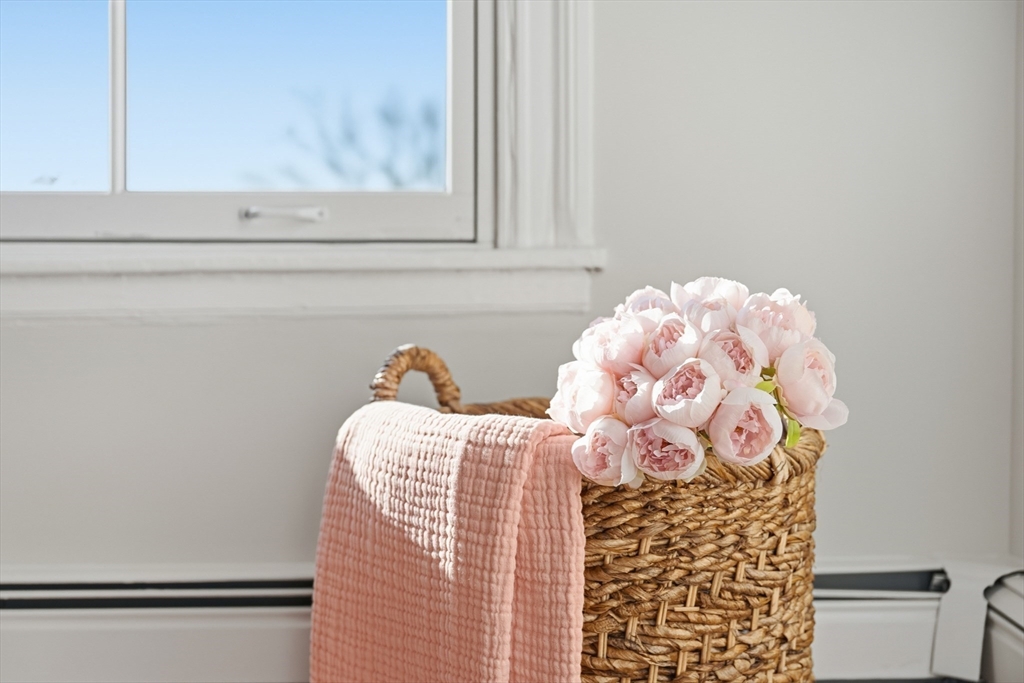 367 Somerville Avenue, Unit G Somerville, MA 02143 - Photo 5 of 39 a close view of door lock