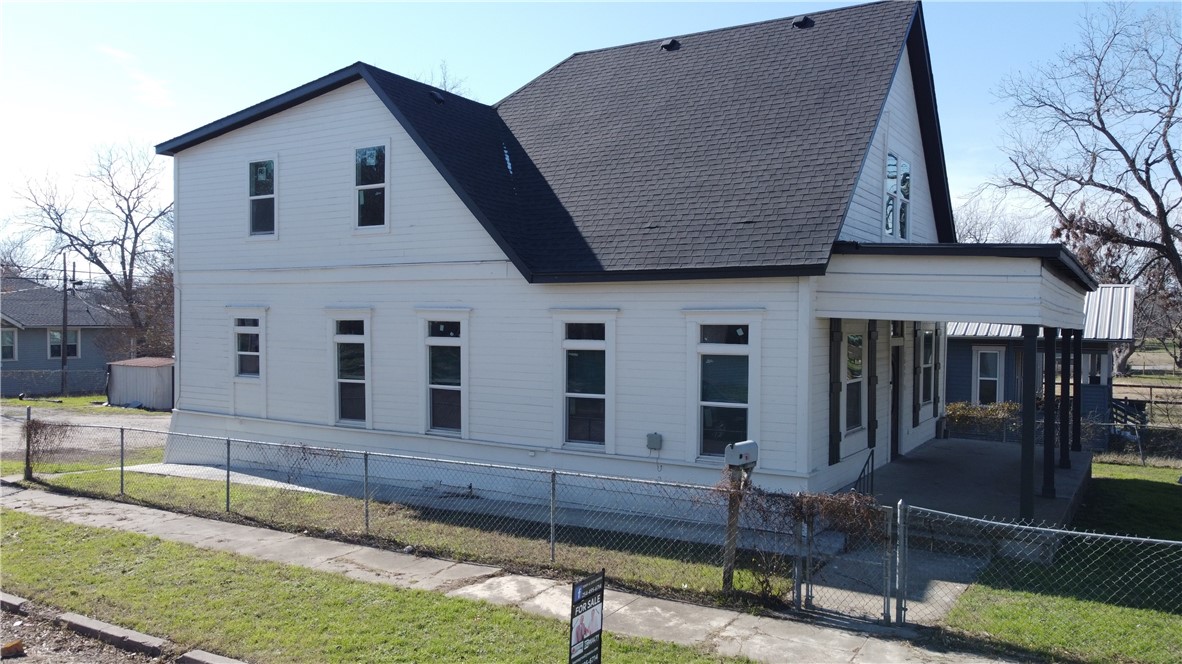 2000 Bosque Boulevard Waco, TX 76707 - Photo 51 of 51 a house view with a outdoor space
