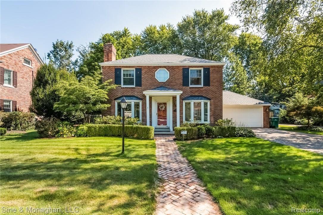 1012 Harvard Road Grosse Pointe, MI 48230 - Photo 1 of 35 001-Front_View-3156238-medium.jpg