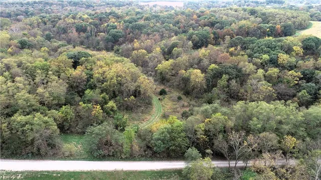 $10,000 | 1 Private Drive 3394 Drive, Savannah, MO 64485