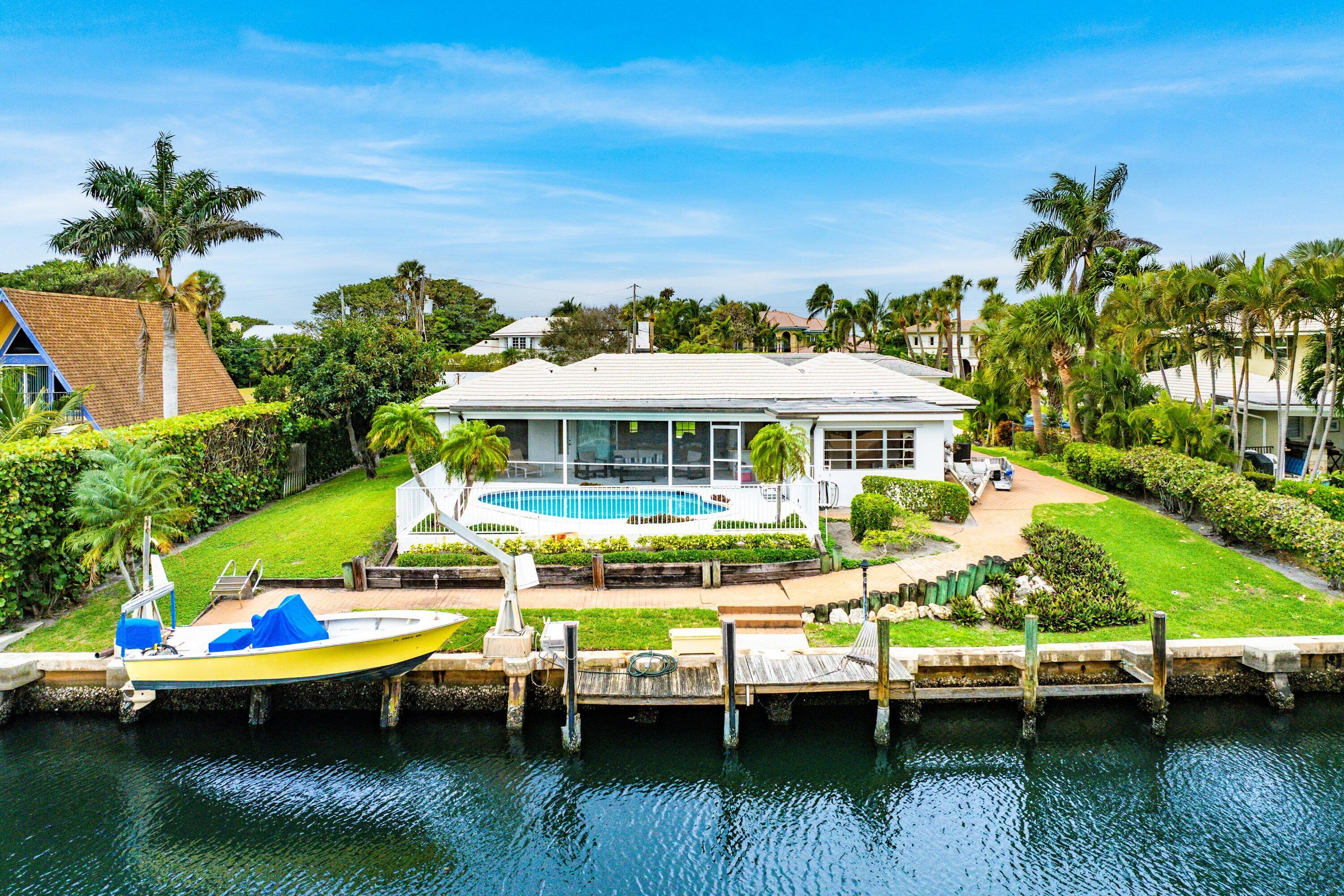 23 Sabal Island Drive Ocean Ridge, FL 33435 - Photo 3 of 16 039-23SabalIslandDrive-BoyntonBeach-FL-3