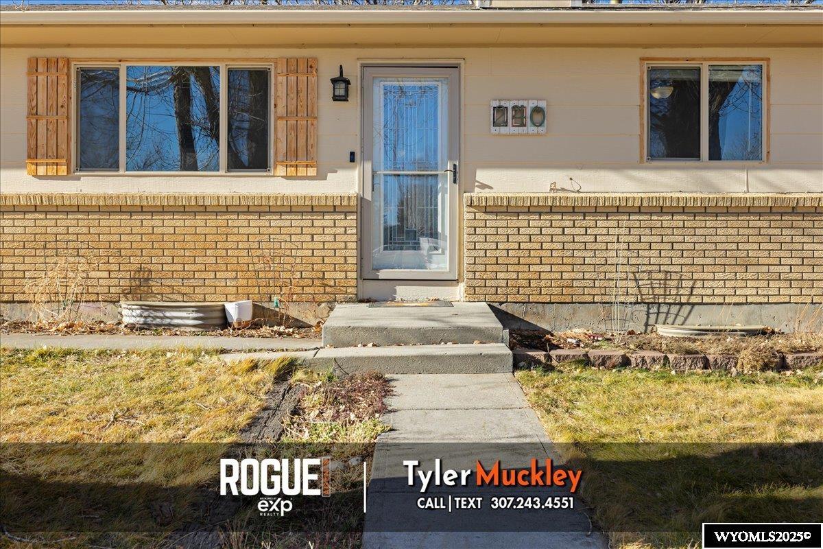 240 Indian Paintbrush Casper, WY 82604 - Photo 2 of 42