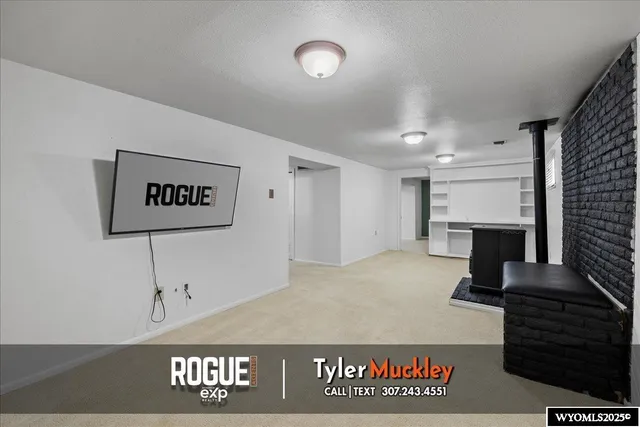 $330,000 | 240 Indian Paintbrush, Casper, WY 82604