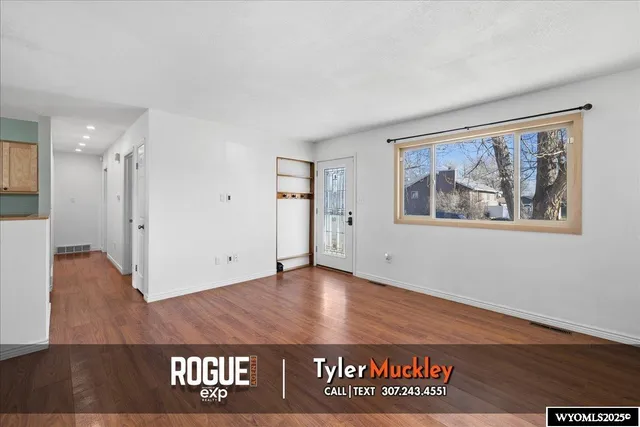 $330,000 | 240 Indian Paintbrush, Casper, WY 82604