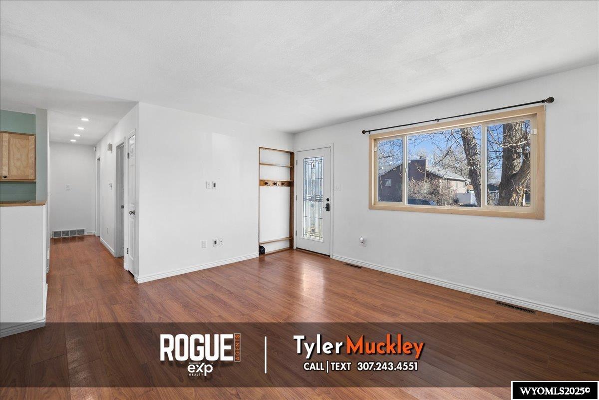 240 Indian Paintbrush Casper, WY 82604 - Photo 5 of 42