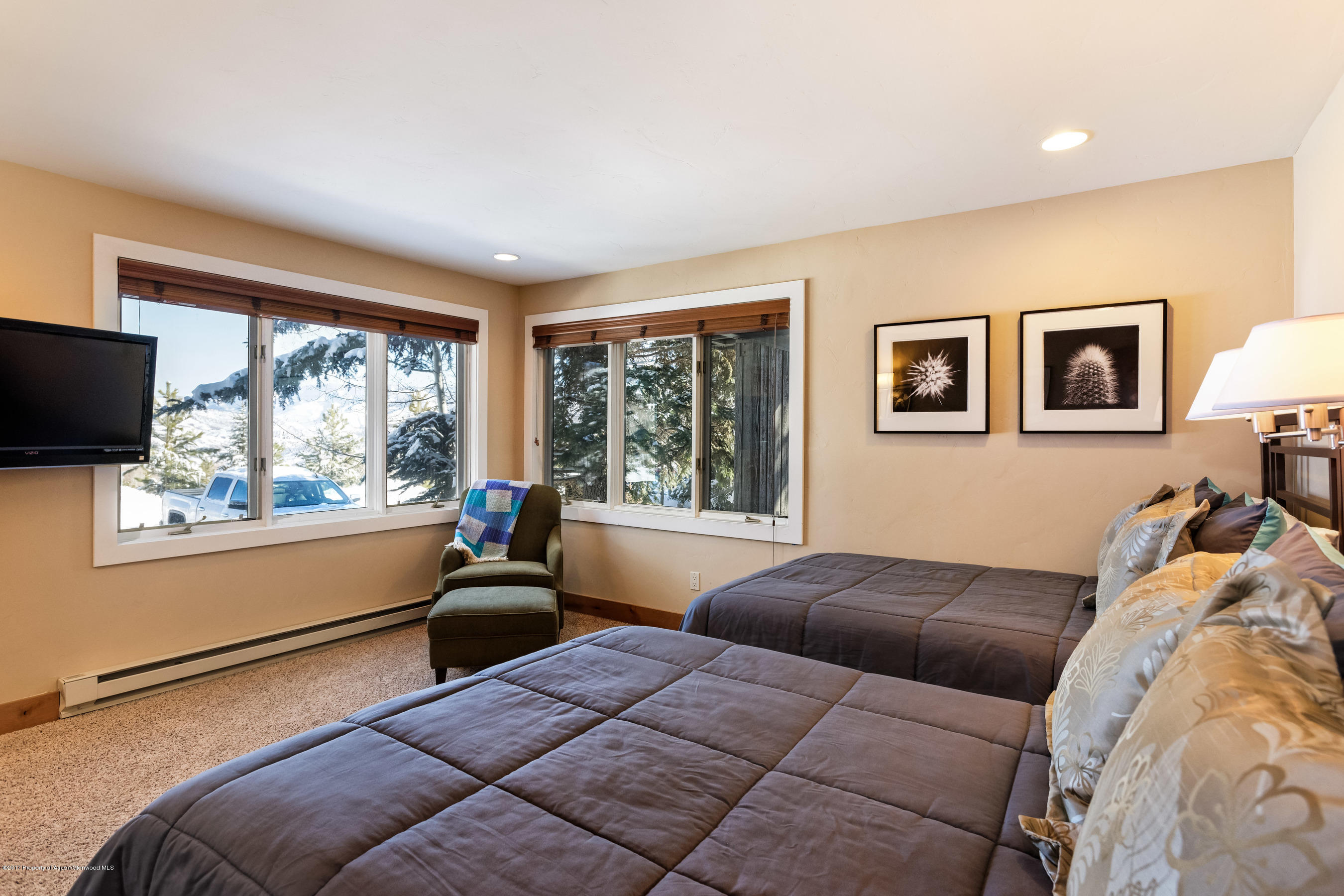 381 Meadow Ranch Road Snowmass Village, CO 81615 - Photo 15 of 26 381FawnCt_CREST018