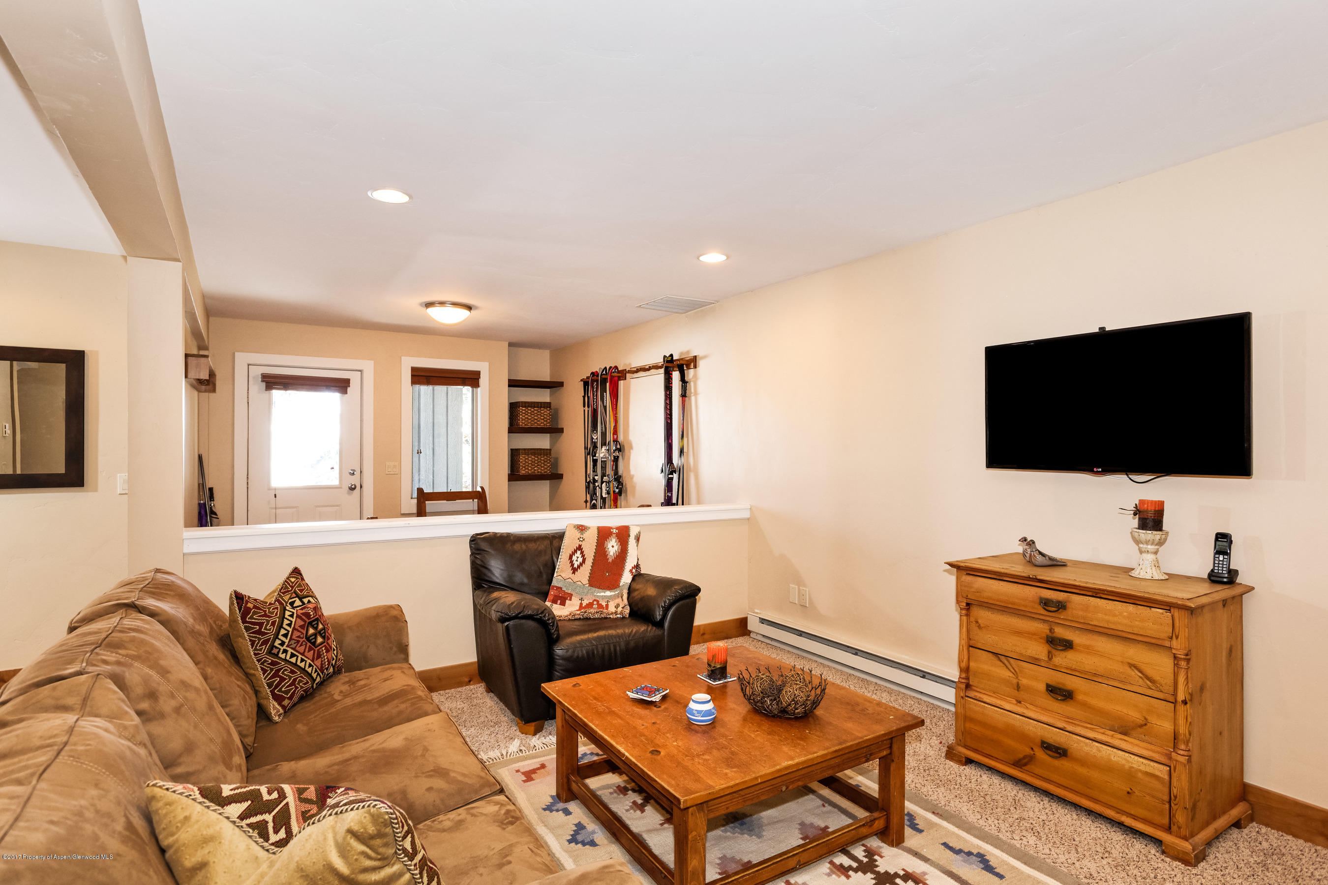 381 Meadow Ranch Road Snowmass Village, CO 81615 - Photo 17 of 26 381FawnCt_CREST011