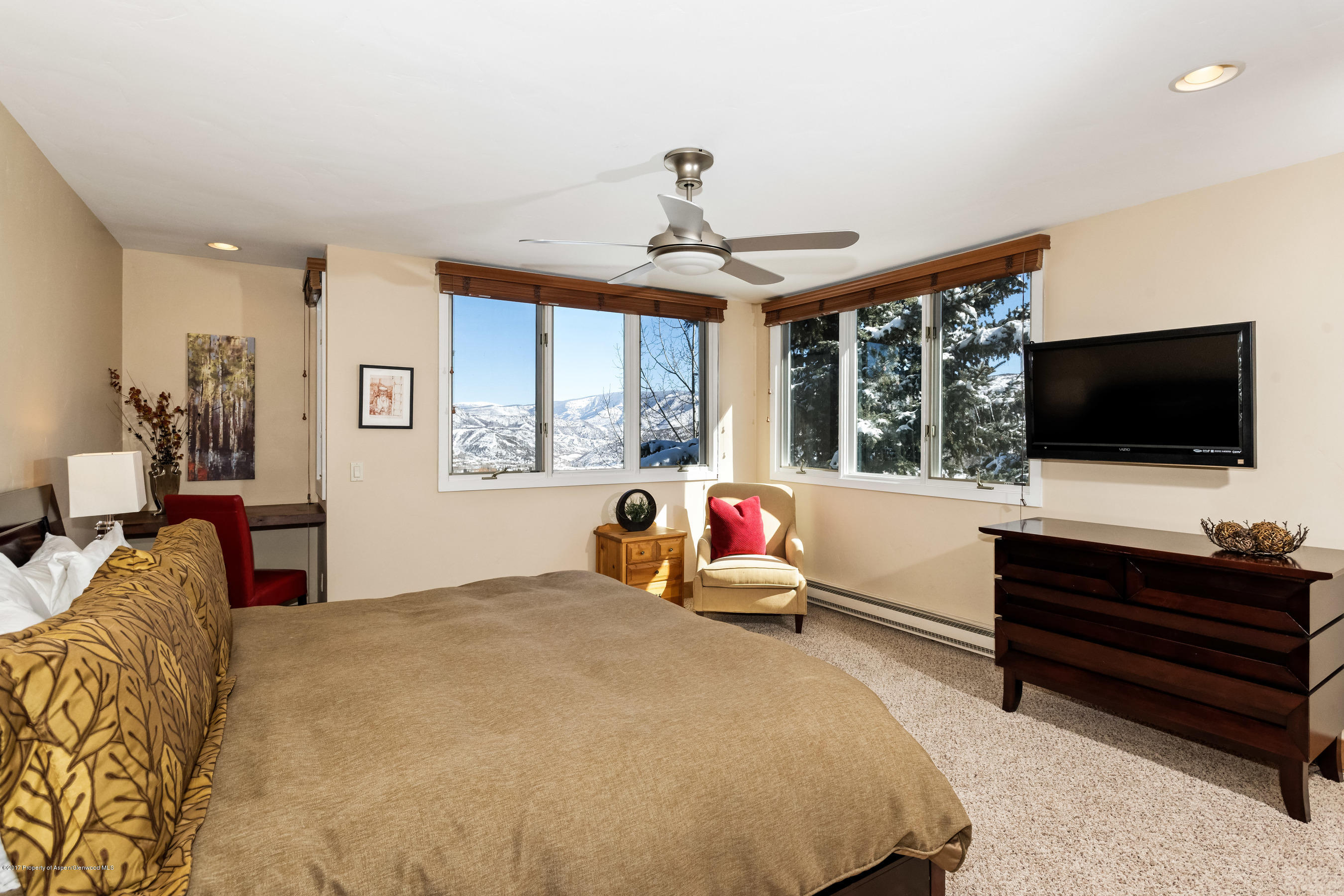 381 Meadow Ranch Road Snowmass Village, CO 81615 - Photo 8 of 26 381FawnCt_CREST007