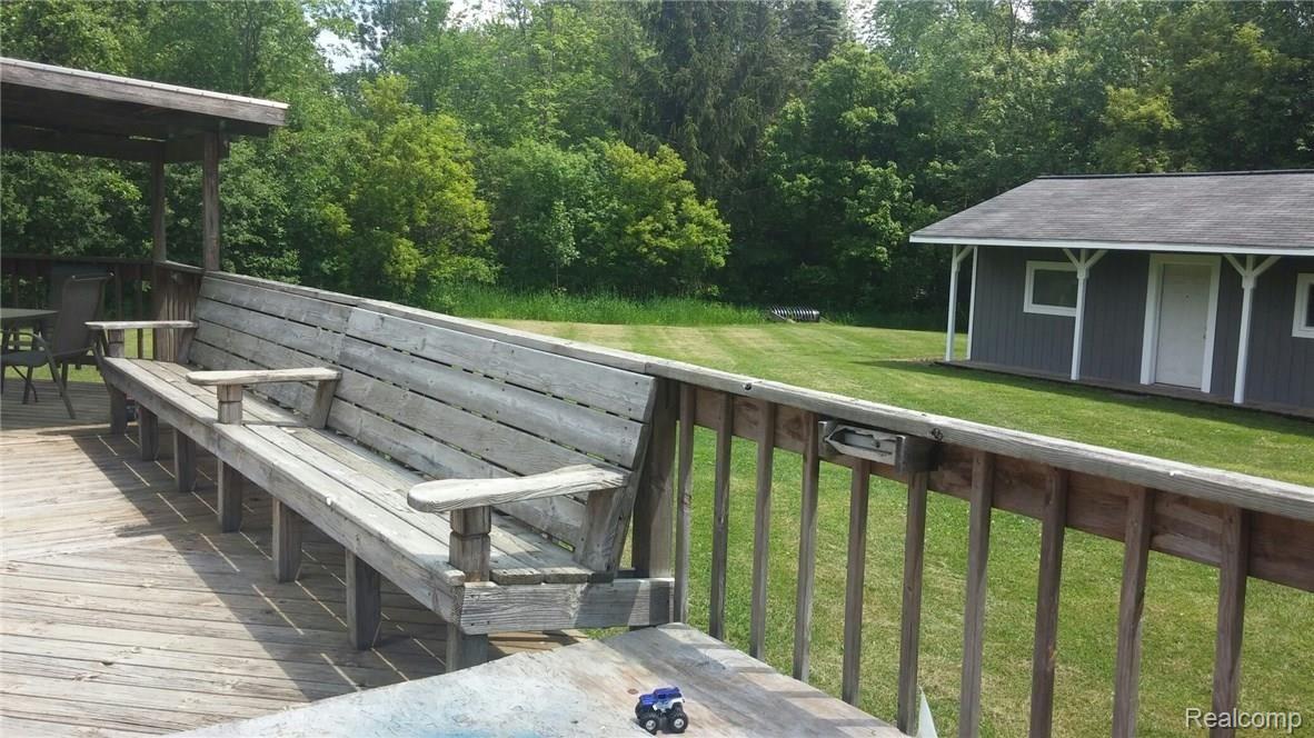 3444 Ray Road Holly, MI 48442 - Photo 9 of 62 deck2.jpg