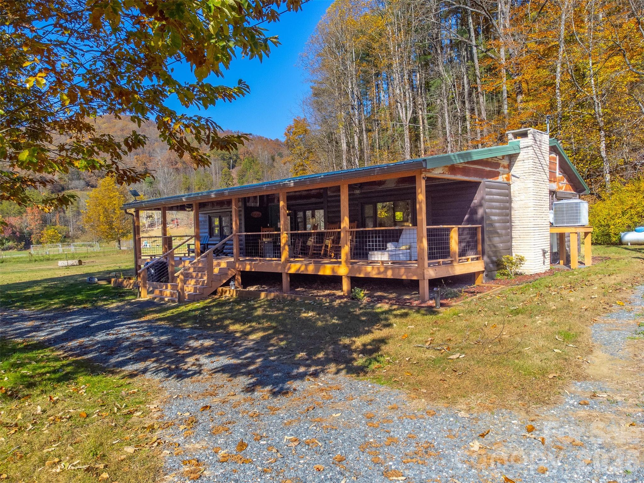 3385 Alarka Road Bryson City, NC 28713 - Photo 4 of 48