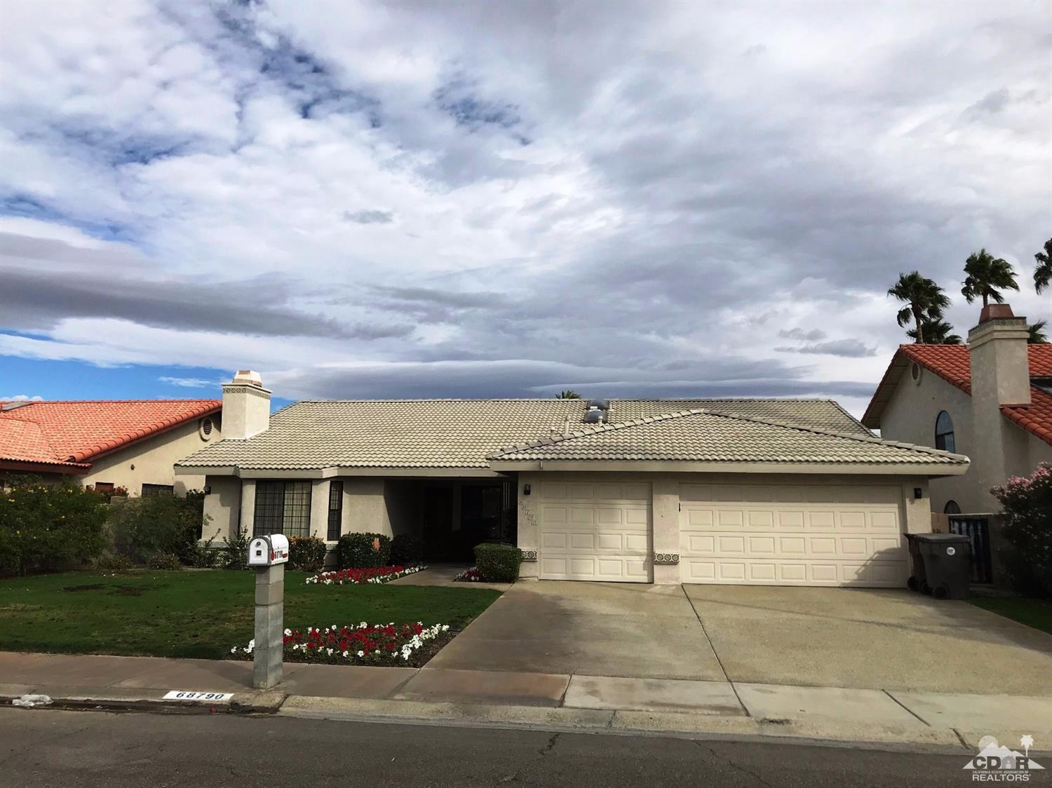 68790 Risueno Road Cathedral City, CA 92234 - Photo 1 of 1 a front view of house with yard