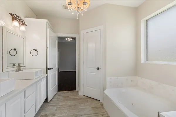 $5,000 | 19907 Stone Lake Circle, Tomball, TX 77377