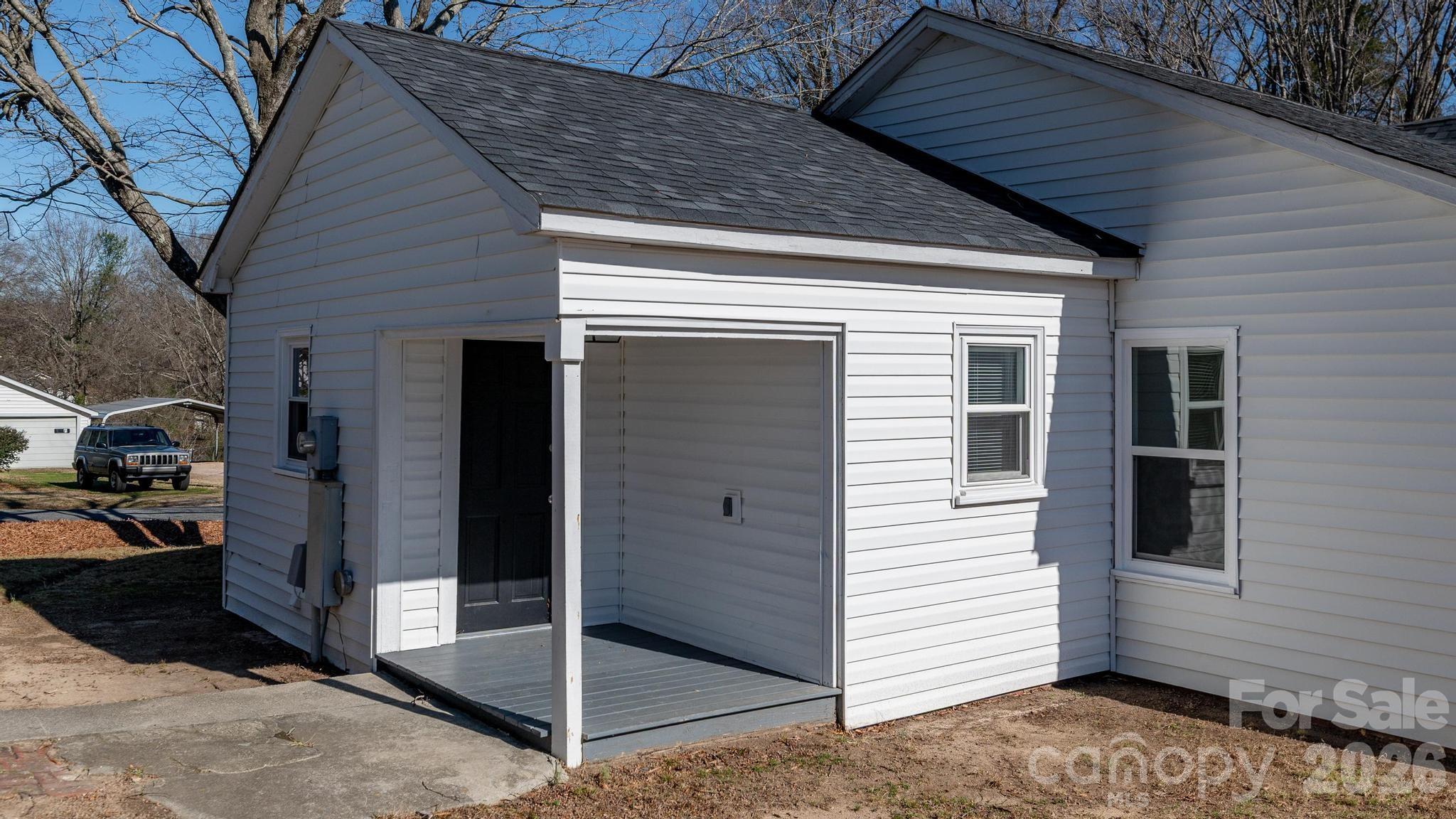 569 Hunter Avenue Kannapolis, NC 28083 - Photo 16 of 20 a view of a porch with backyard