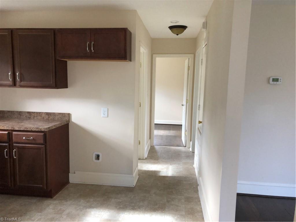 617 Kenneth Road Greensboro, NC 27455 - Photo 2 of 6 Gallery Image 2