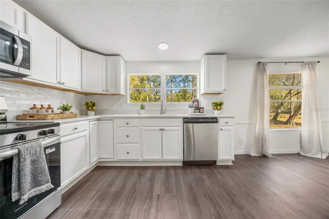 $204,900 | 13907 Northeast 180th Street, Waldo, FL 32694