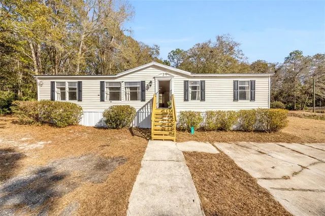 $204,900 | 13907 Northeast 180th Street, Waldo, FL 32694