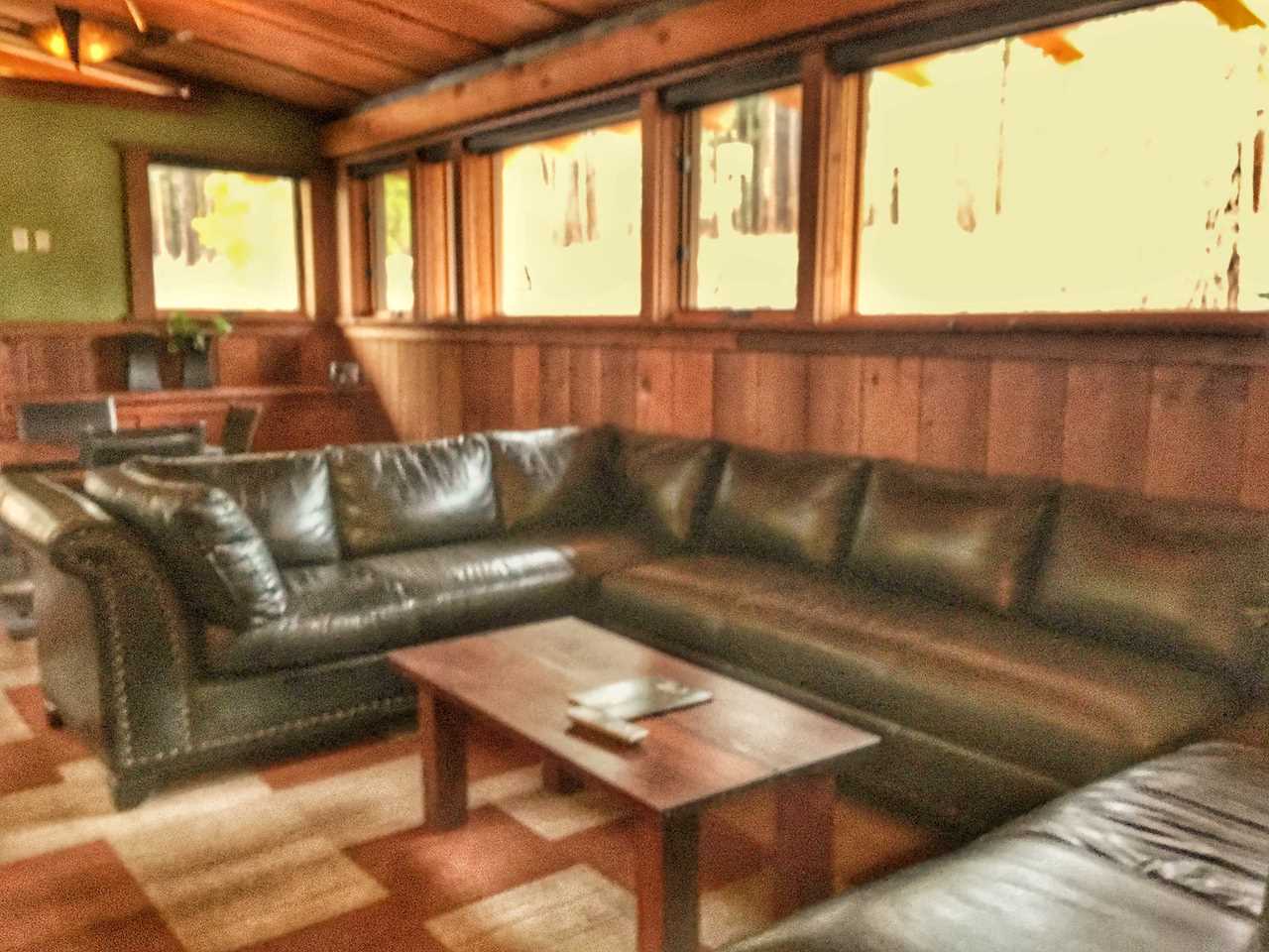 11518 Henness Road Truckee, CA 96161 - Photo 10 of 14 Gallery Image 10