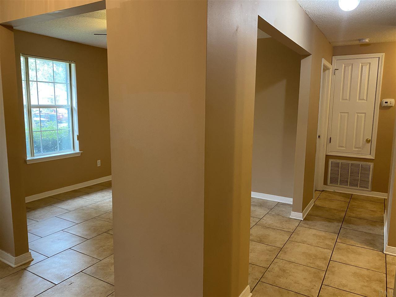 7033 Raburn Road Pensacola, FL 32526 - Photo 4 of 20 Gallery Image 4