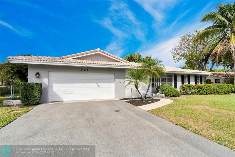 921 Southwest 75th Ter  