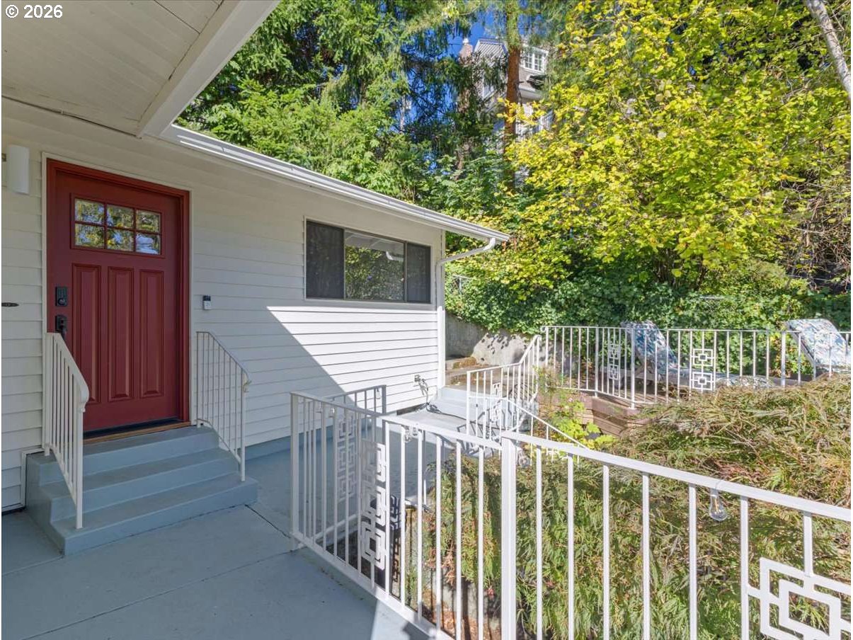 2345 Northeast Ridgewood Drive Portland, OR 97212 - Photo 3 of 36 Gallery Image 3