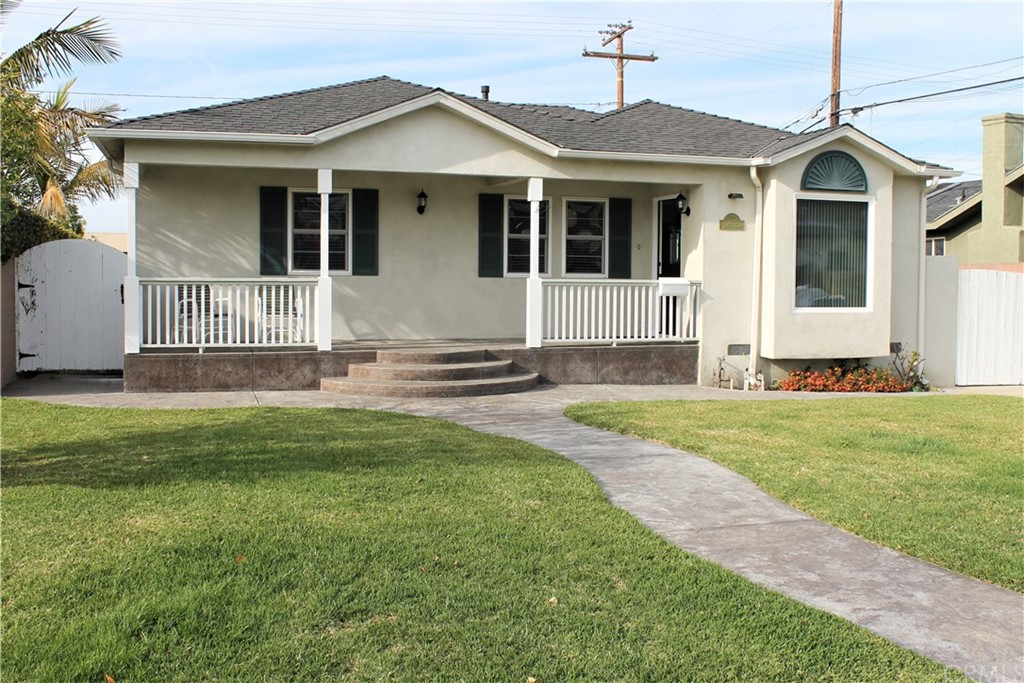 2425 Sebald Avenue Redondo Beach, CA 90278 - Photo 2 of 15