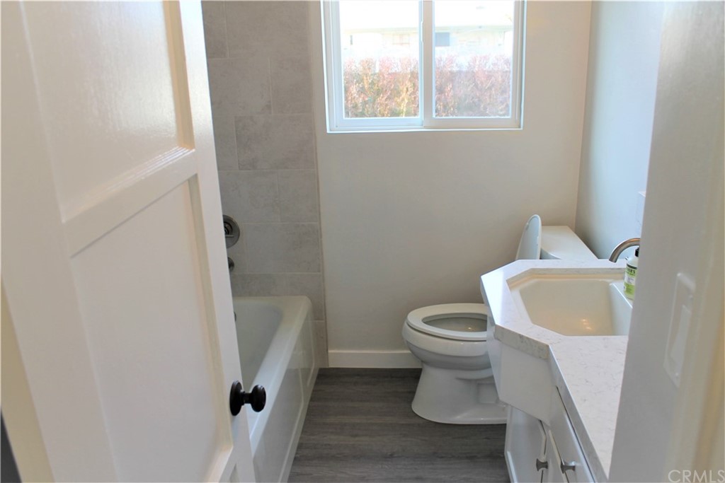 2425 Sebald Avenue Redondo Beach, CA 90278 - Photo 11 of 15