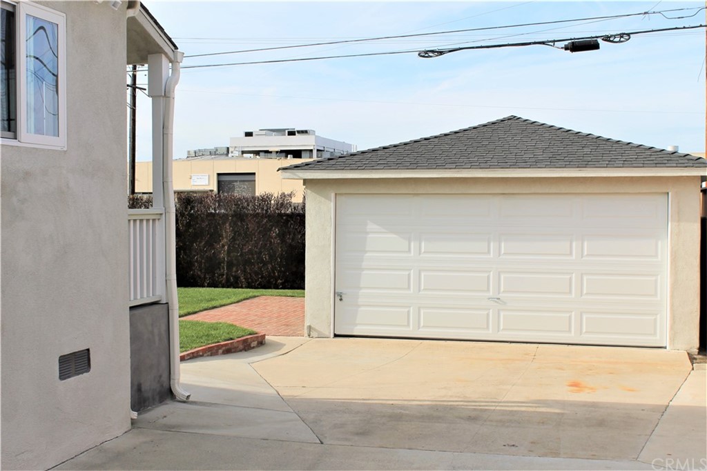 2425 Sebald Avenue Redondo Beach, CA 90278 - Photo 13 of 15