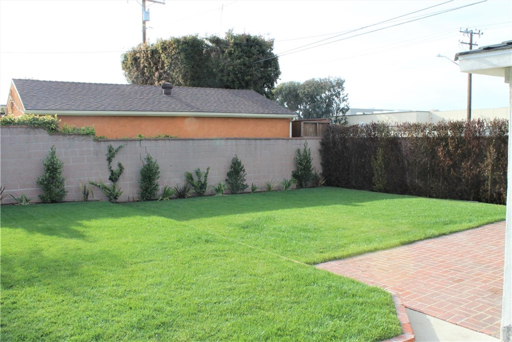 2425 Sebald Avenue Redondo Beach, CA 90278 - Photo 14 of 15