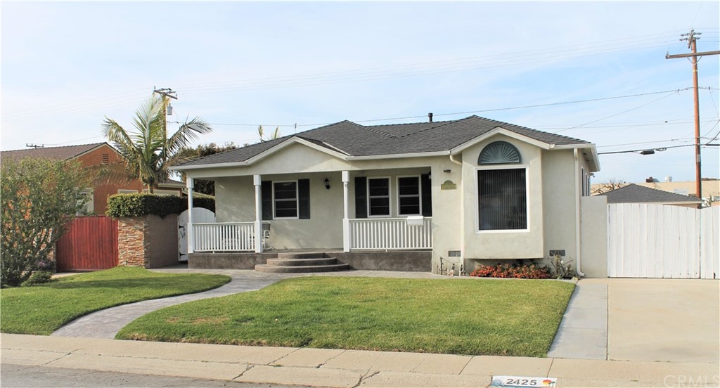 2425 Sebald Avenue Redondo Beach, CA 90278 - Photo 3 of 15