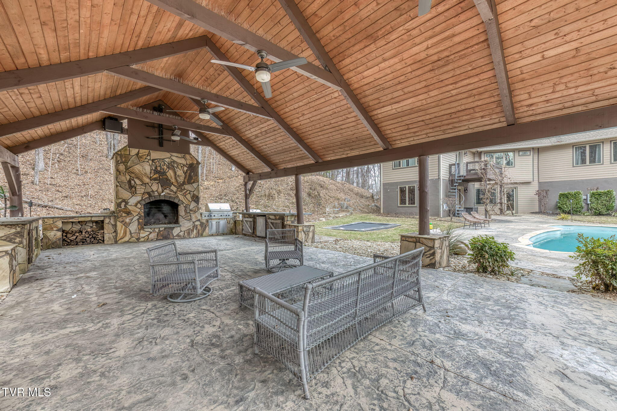 520 Highway 93 Fall Branch, TN 37656 - Photo 14 of 85 520 Highway 93