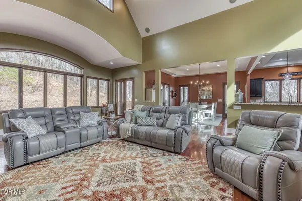 $1,595,000 | 520 Highway 93, Fall Branch, TN 37656