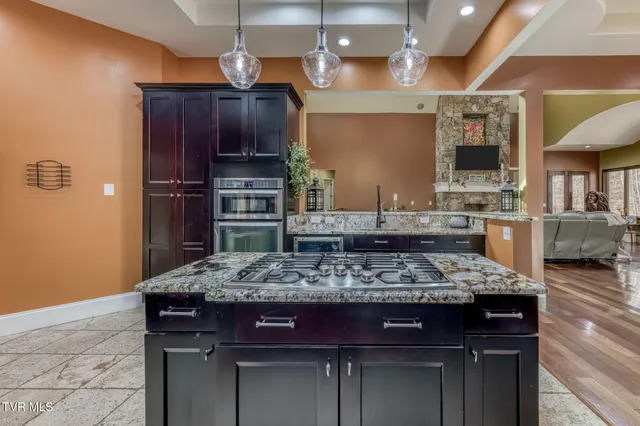 $1,750,000 | 520 Highway 93, Fall Branch, TN 37656