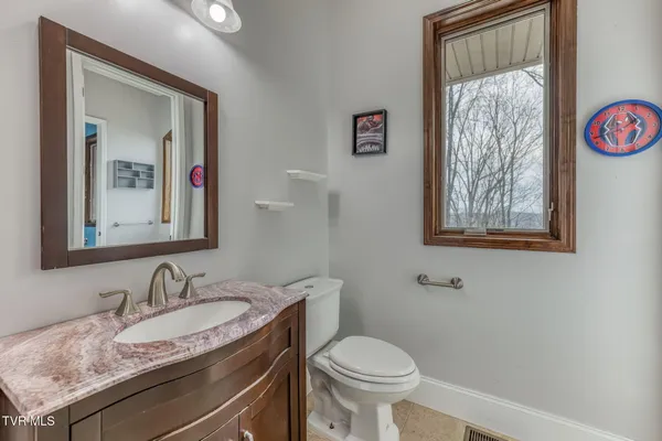 $1,595,000 | 520 Highway 93, Fall Branch, TN 37656