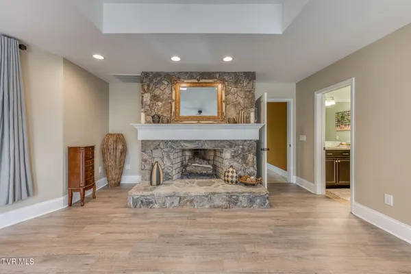 $1,595,000 | 520 Highway 93, Fall Branch, TN 37656