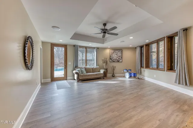 $1,750,000 | 520 Highway 93, Fall Branch, TN 37656