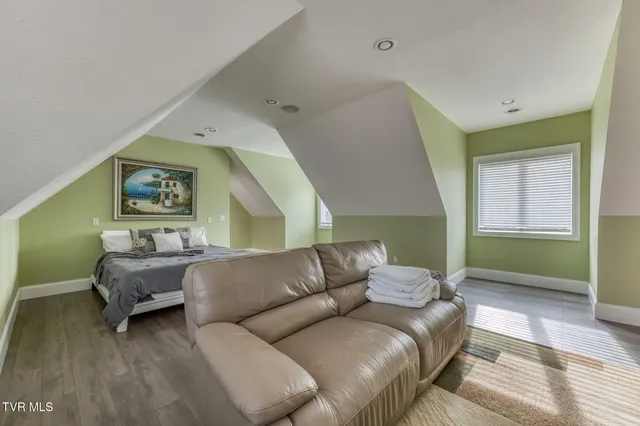 $1,750,000 | 520 Highway 93, Fall Branch, TN 37656