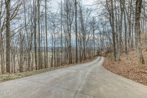 $1,595,000 | 520 Highway 93, Fall Branch, TN 37656