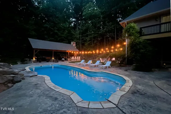 $1,595,000 | 520 Highway 93, Fall Branch, TN 37656