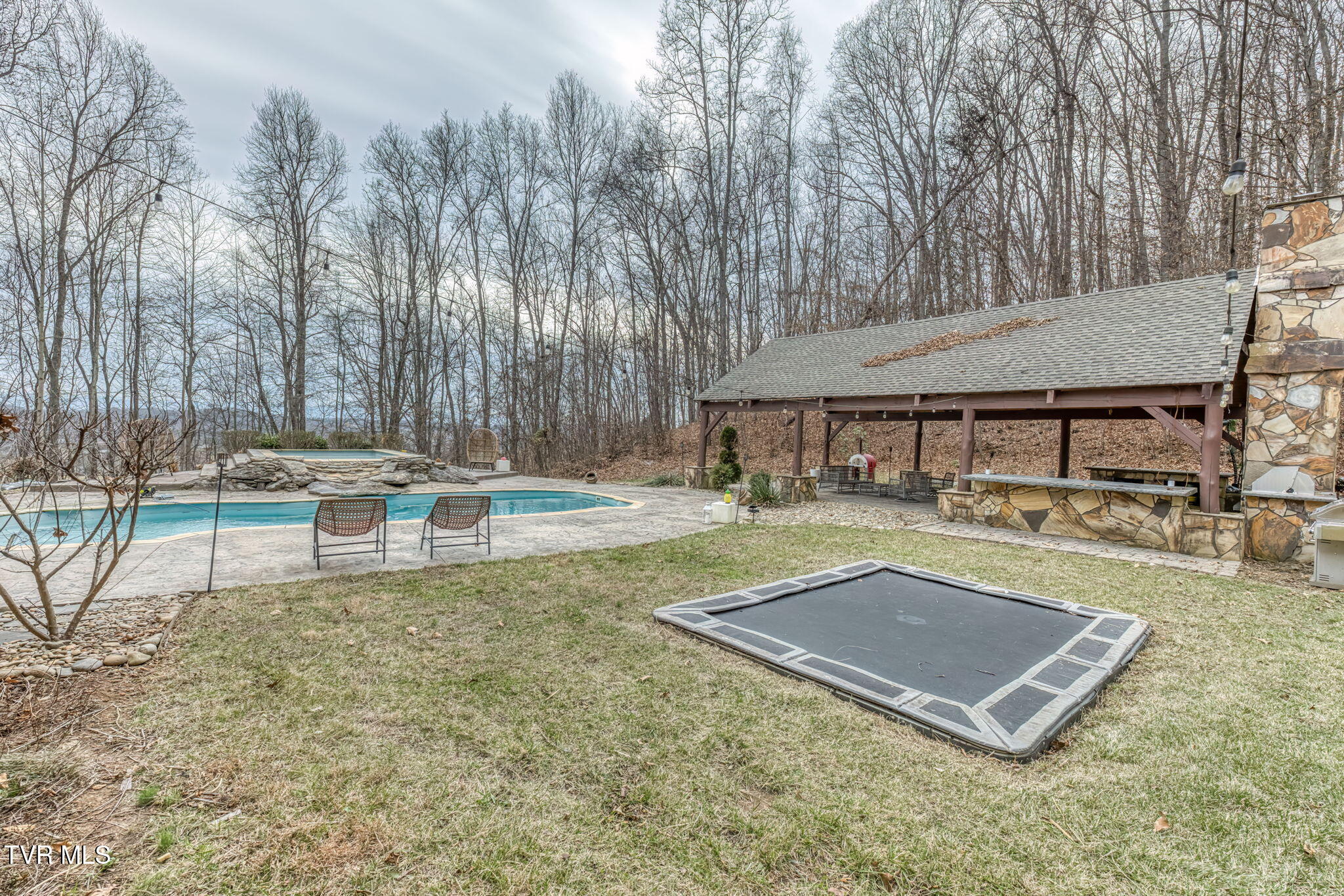 520 Highway 93 Fall Branch, TN 37656 - Photo 9 of 85 520 Highway 93