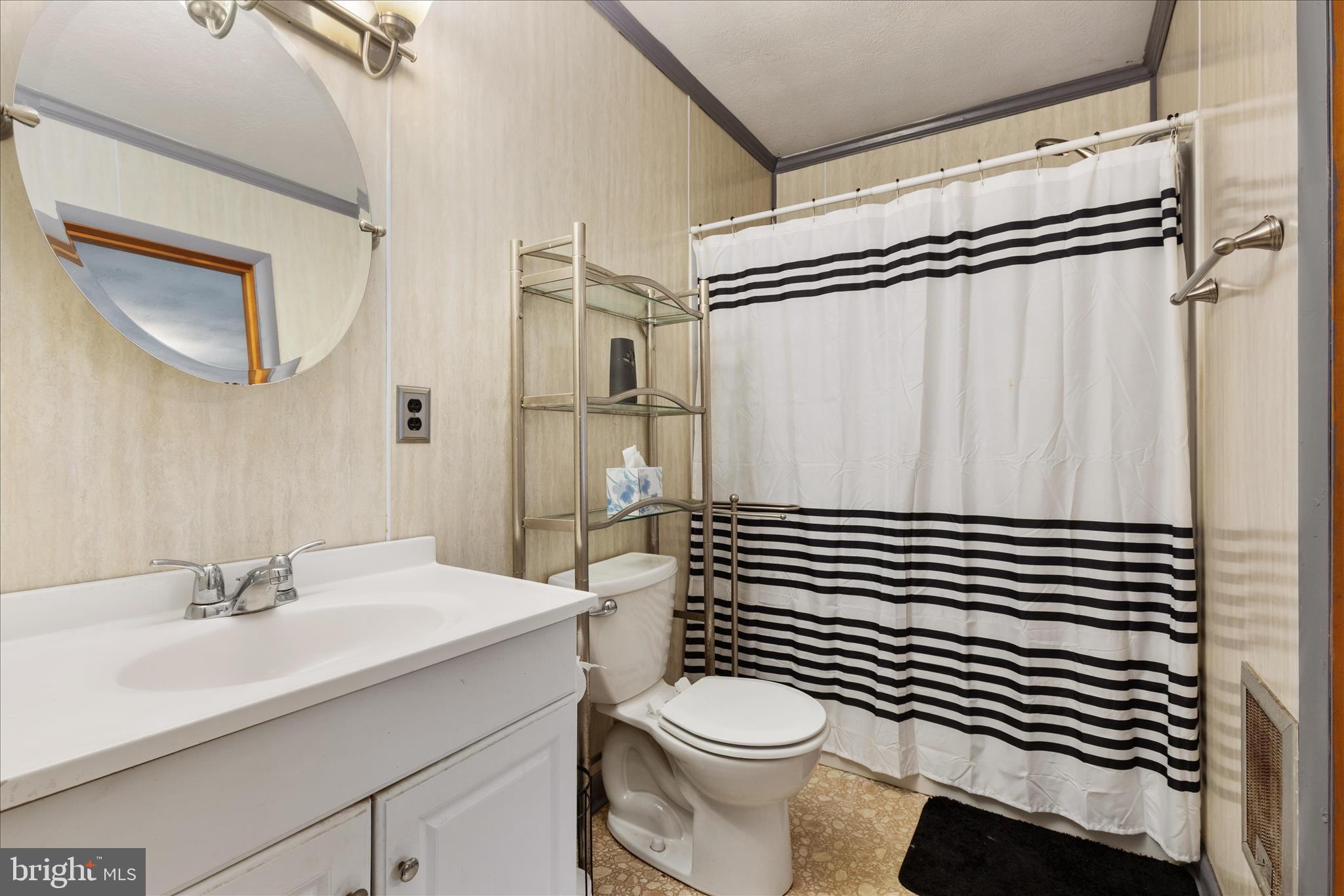 2021 Fairview Road Woodstock, VA 22664 - Photo 11 of 25 2E6A3002_2021 Fairview Rd - Absolute Altitude -1 -