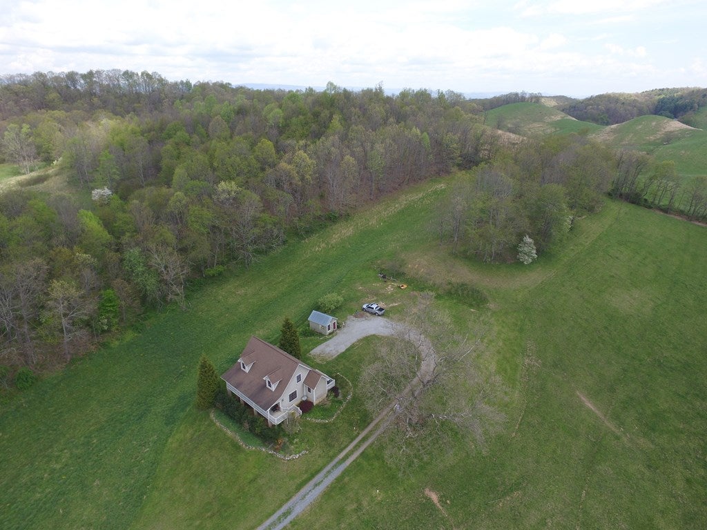 688 Etter Road Rural Retreat, VA 24368 - Photo 46 of 72 Gallery Image 46