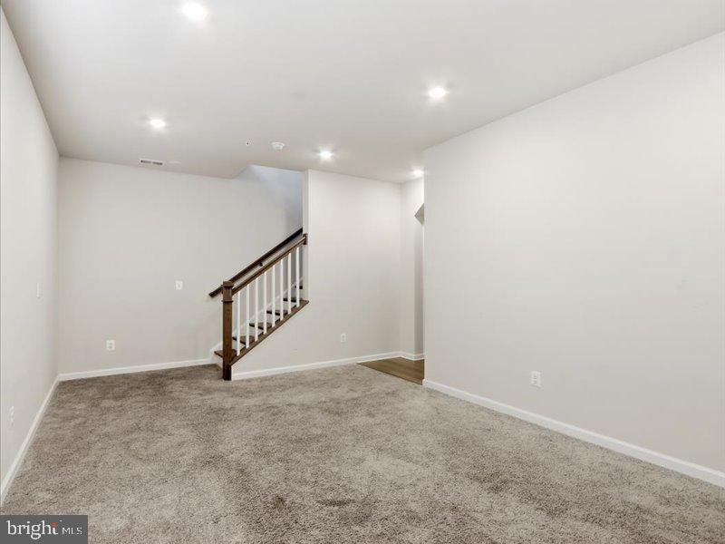 26052 Ridge Road Damascus, MD 20872 - Photo 24 of 35 Gallery Image 24
