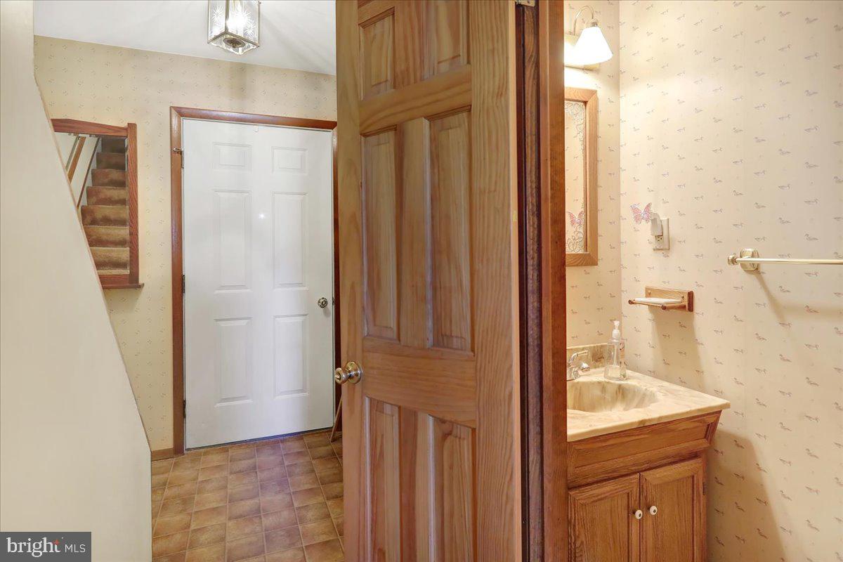 3295 Reedy Road Sinking Spring, PA 19608 - Photo 13 of 48