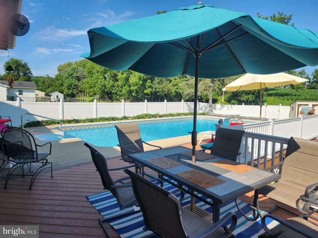 3295 Reedy Road Sinking Spring, PA 19608 - Photo 37 of 48